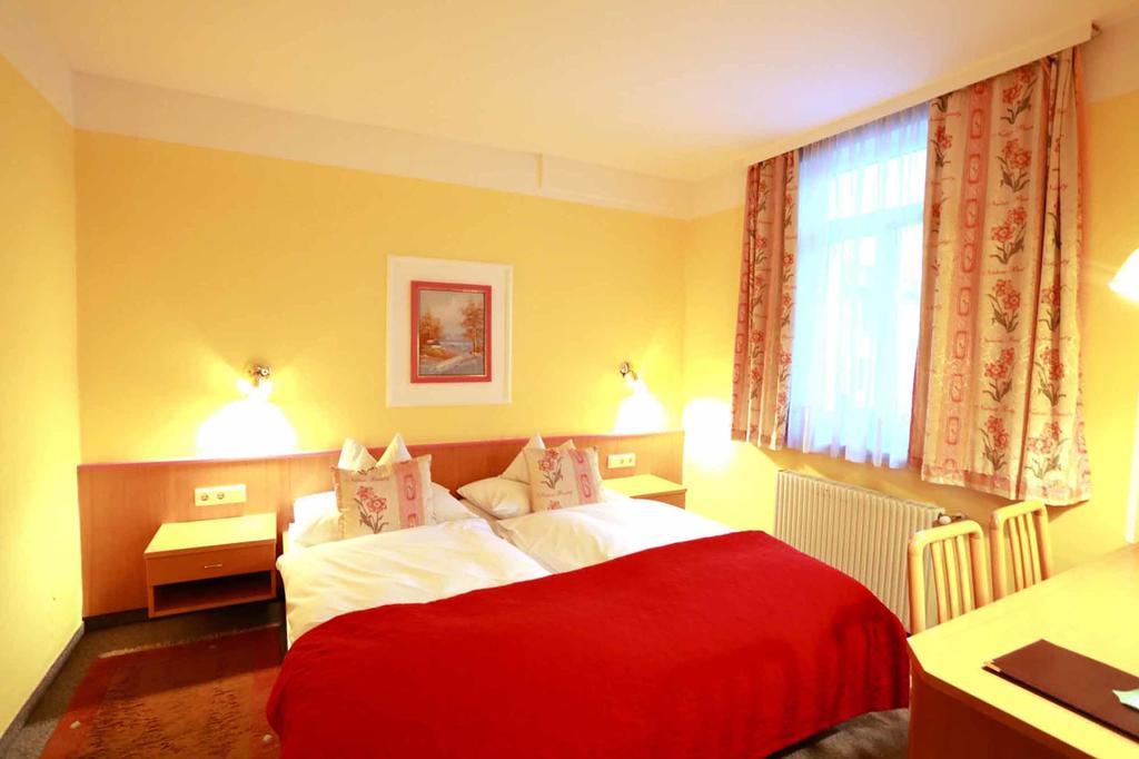 Hotel Schilcherlandhof Стайнц Стая снимка